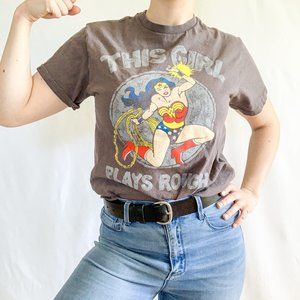 ✨ SUPERWOMAN GRAPHIC TEE ✨